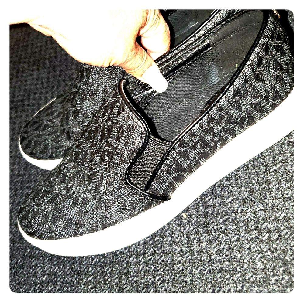Michael Kors Keaton Slip-on Logo Sneakers